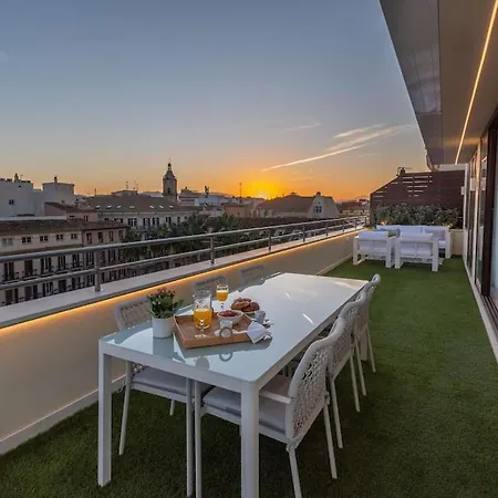 Exclusivo Atico Apartment Malaga